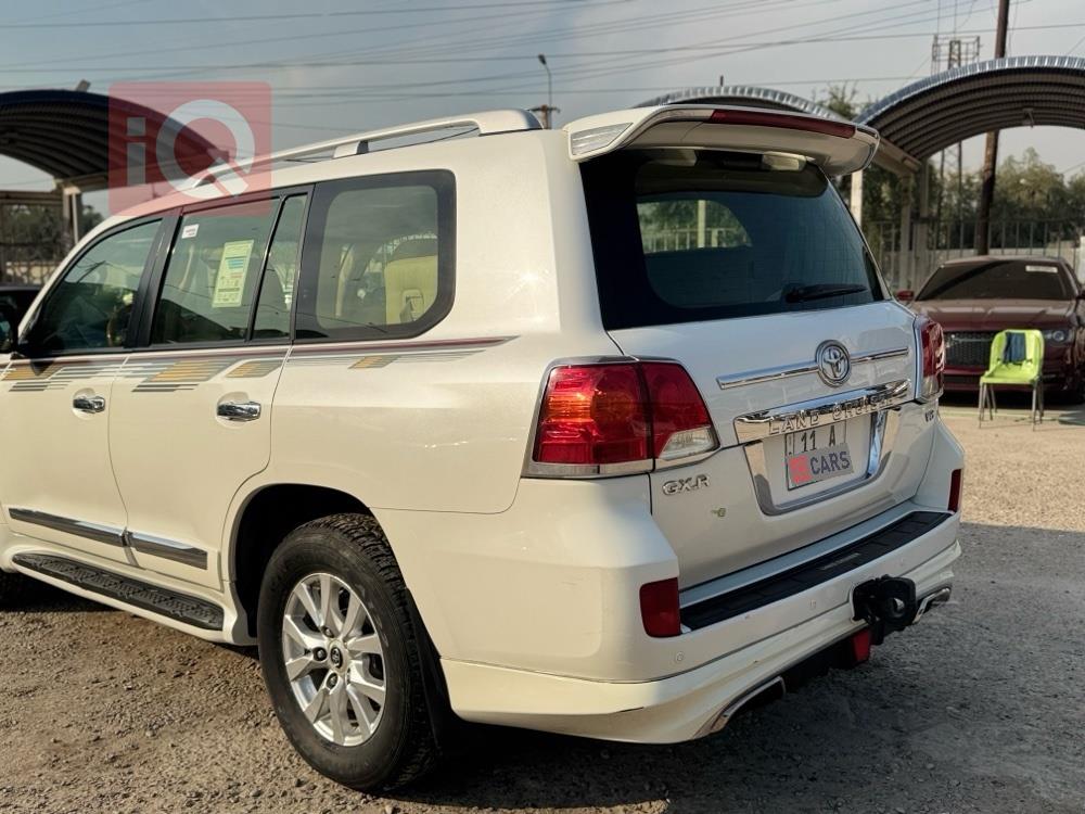 تويوتا لاندكروزر